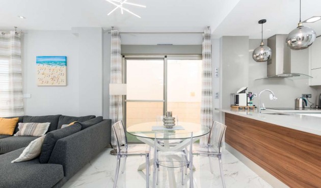 Brukt - Villa -
Orihuela Costa - Costa Blanca