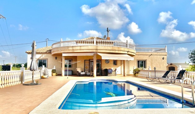 Resale - Villa -
Catral - Costa Blanca