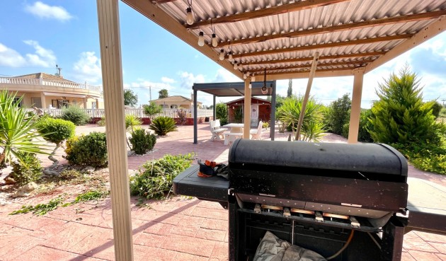 Resale - Villa -
Catral - Costa Blanca