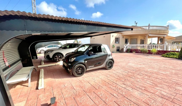 Resale - Villa -
Catral - Costa Blanca