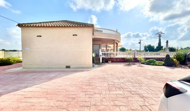 Resale - Villa -
Catral - Costa Blanca
