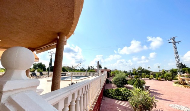 Resale - Villa -
Catral - Costa Blanca