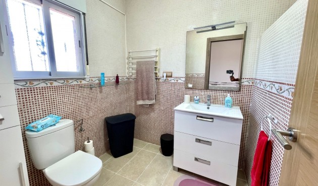 Resale - Villa -
Catral - Costa Blanca