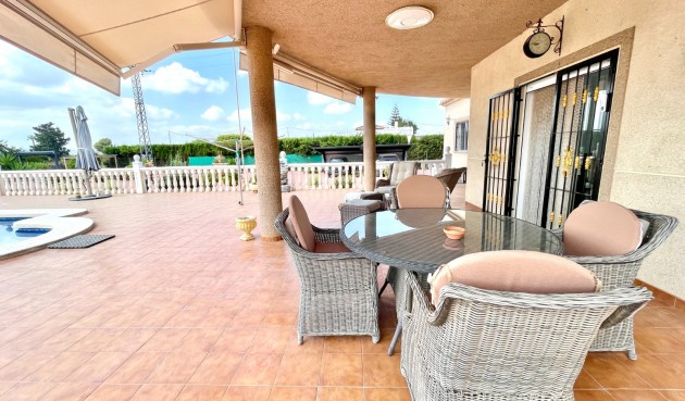 Resale - Villa -
Catral - Costa Blanca