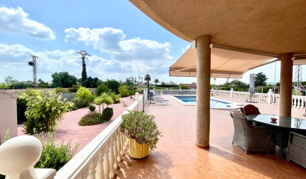 Resale - Villa -
Catral - Costa Blanca