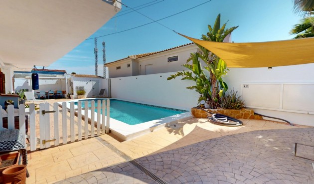 Återförsäljning - Villa -
Los Alcazares - Costa Calida