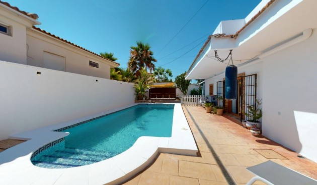 Återförsäljning - Villa -
Los Alcazares - Costa Calida