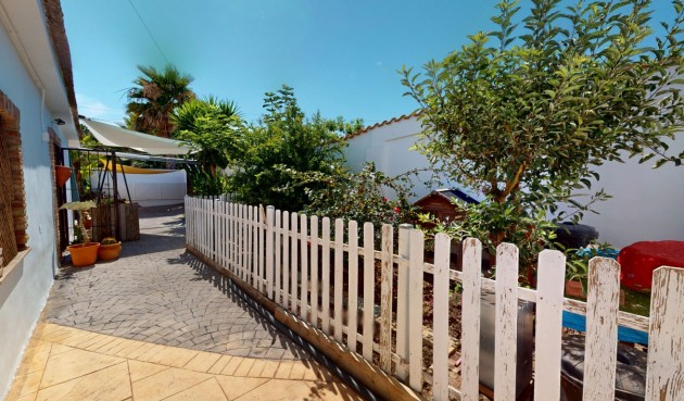 Återförsäljning - Villa -
Los Alcazares - Costa Calida