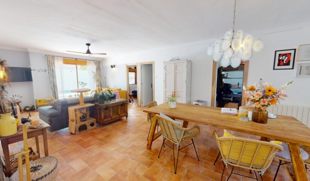 Återförsäljning - Villa -
Los Alcazares - Costa Calida