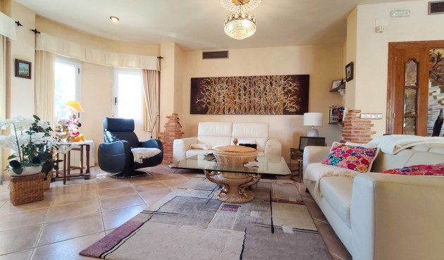 Resale - Villa -
Ciudad Quesada - Costa Blanca