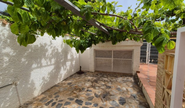 Resale - Villa -
Orihuela - Inland