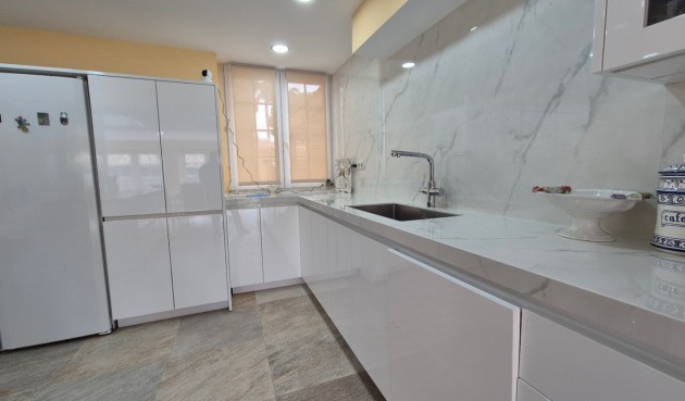 Resale - Villa -
Orihuela - Inland