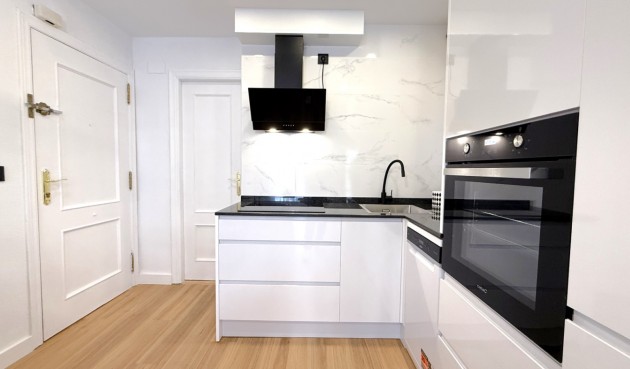 Resale - Apartment -
Torrevieja - Costa Blanca