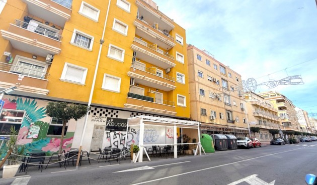 Resale - Apartment -
Torrevieja - Costa Blanca