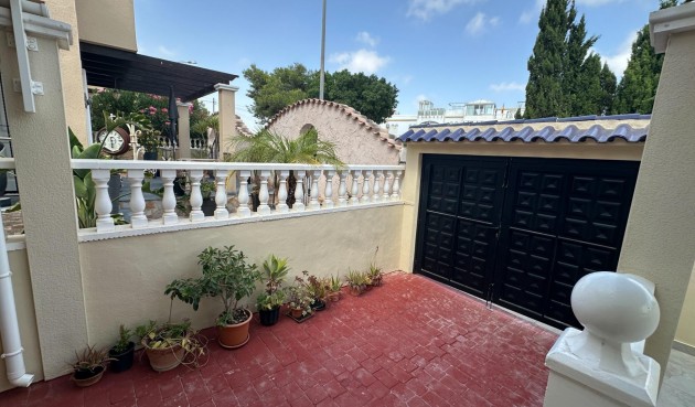Reventa - Town House -
San Miguel de Salinas - El Galán