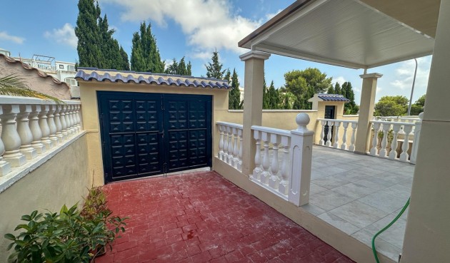 Reventa - Town House -
San Miguel de Salinas - El Galán