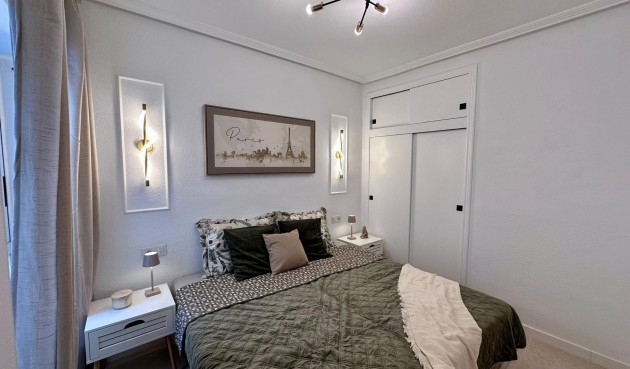 Resale - Apartment -
Torrevieja - Habaneras