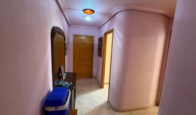 Resale - Apartment -
Torrevieja - Playa del Cura