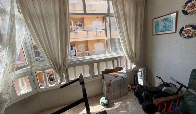 Resale - Apartment -
Torrevieja - Playa del Cura
