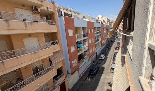Resale - Apartment -
Torrevieja - Playa del Cura