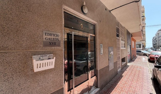 Resale - Apartment -
Torrevieja - Playa del Cura