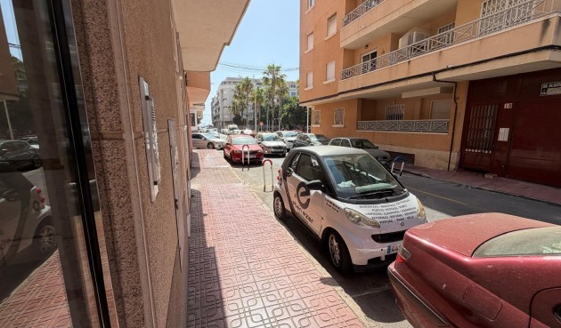Resale - Apartment -
Torrevieja - Playa del Cura