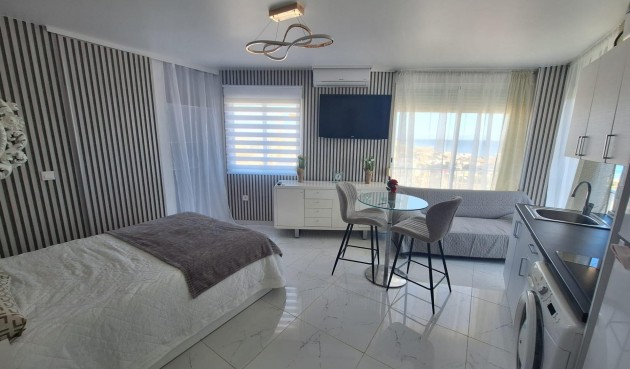 Brukt - Apartment -
Torrevieja - Torrejón