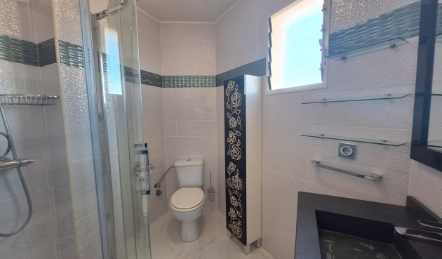 Brukt - Apartment -
Torrevieja - Torrejón