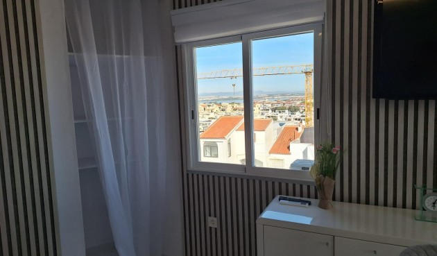 Brukt - Apartment -
Torrevieja - Torrejón