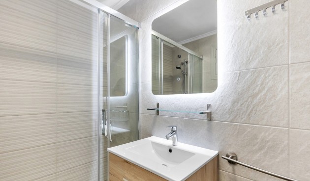 Resale - Apartment -
La Mata - Costa Blanca