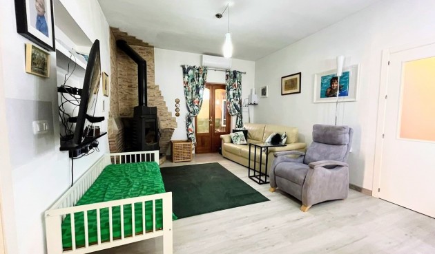Resale - Villa -
La Torre Golf Resort - Inland