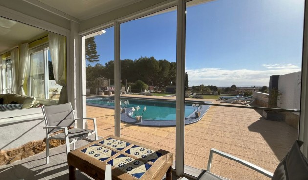 Resale - Villa -
La Torre Golf Resort - Inland
