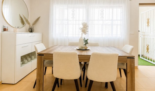 Resale - Town House -
Orihuela Costa - Costa Blanca