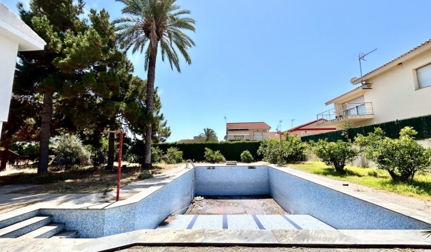Resale - Villa -
Santiago de la Ribera - Costa Calida