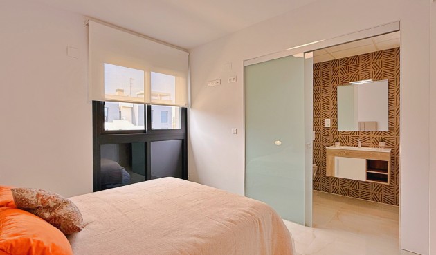 Resale - Apartment -
Orihuela - Inland