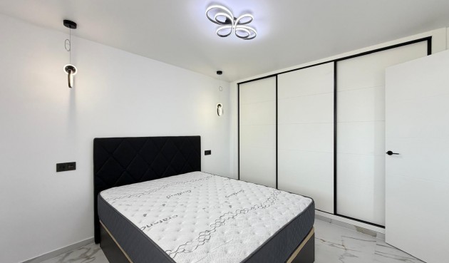 Resale - Apartment -
Orihuela Costa - La Zenia