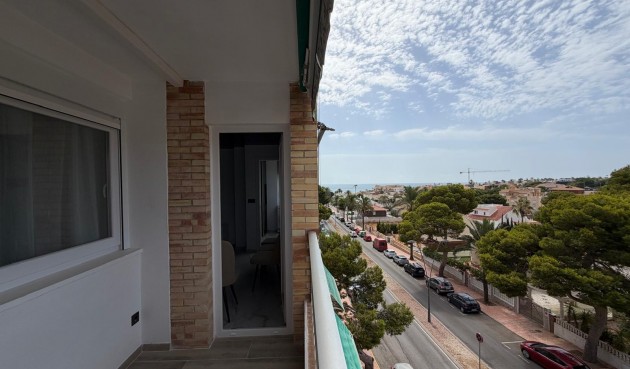 Resale - Apartment -
Orihuela Costa - La Zenia