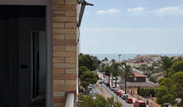 Resale - Apartment -
Orihuela Costa - La Zenia