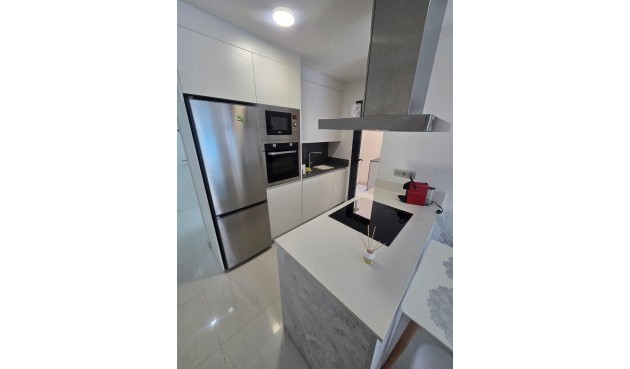 Resale - Apartment -
Torrevieja - Estacion De Autobuses