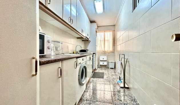 Resale - Apartment -
Punta Prima - Costa Blanca