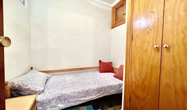 Resale - Apartment -
Punta Prima - Costa Blanca
