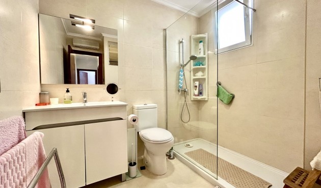 Resale - Apartment -
Punta Prima - Costa Blanca