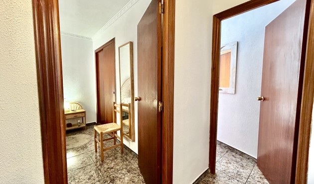 Resale - Apartment -
Punta Prima - Costa Blanca