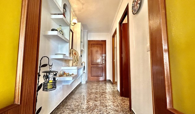 Resale - Apartment -
Punta Prima - Costa Blanca