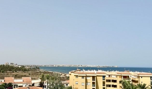 Resale - Apartment -
Punta Prima - Costa Blanca