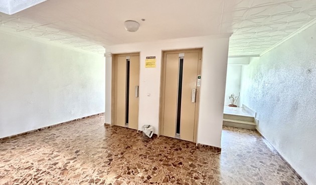 Resale - Apartment -
Punta Prima - Costa Blanca