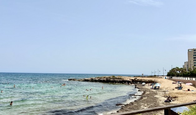 Resale - Apartment -
Punta Prima - Costa Blanca