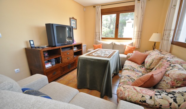 Resale - Villa -
Castalla - Inland