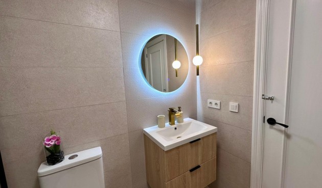 Resale - Apartment -
Torrevieja - Estacion De Autobuses
