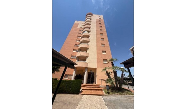 Resale - Apartment -
Orihuela Costa - Campoamor